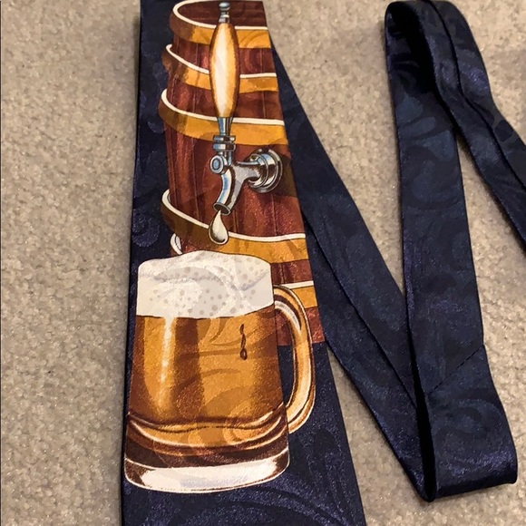 Beer keg tie funny novelty party 🤠 - Picture 2 of 3